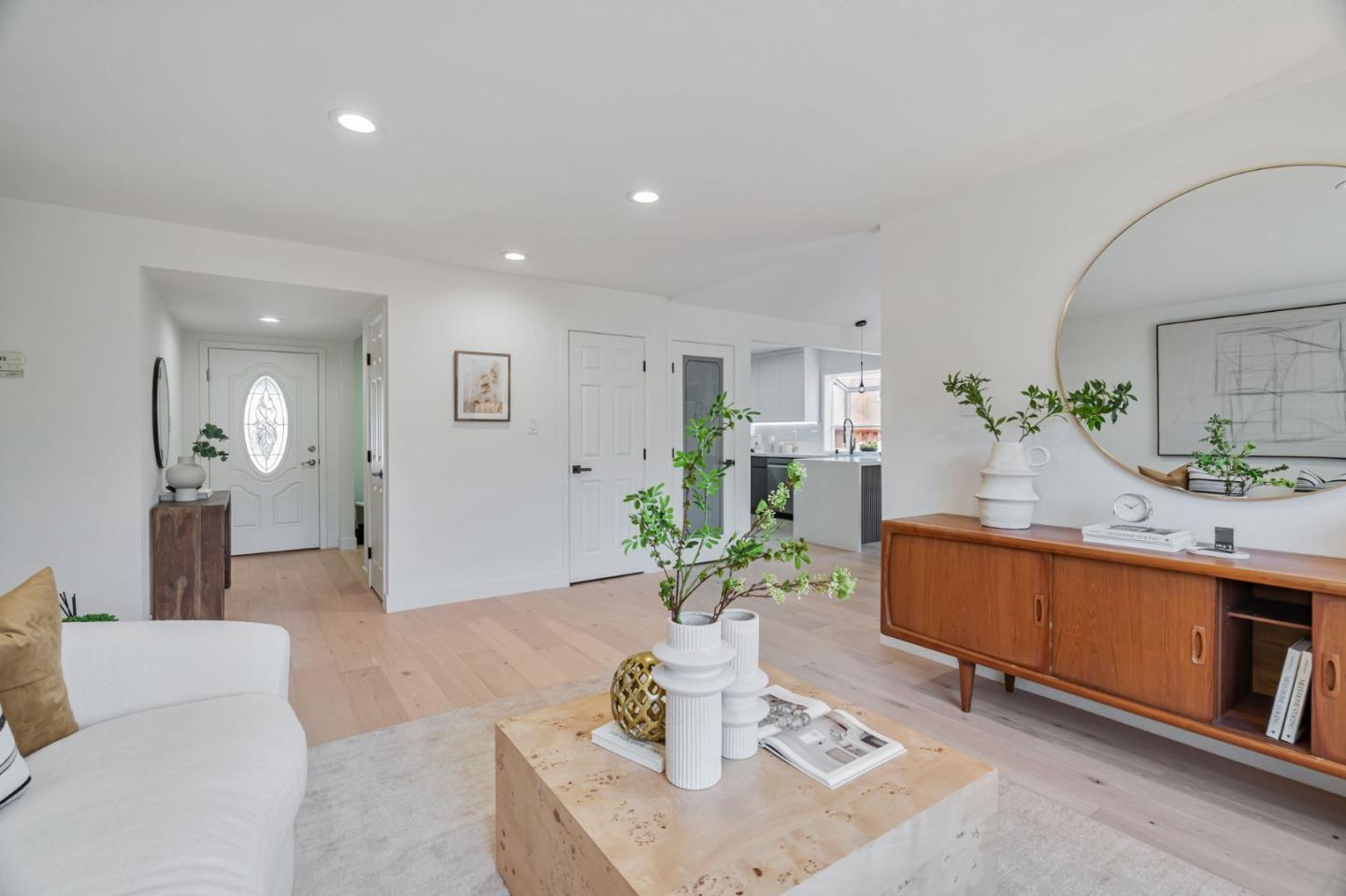 Detail Gallery Image 9 of 46 For 358 El Portal Way, San Jose,  CA 95123 - 3 Beds | 2 Baths