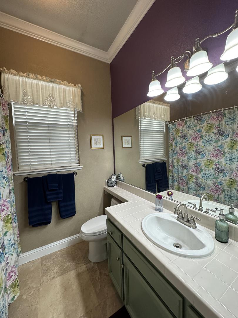 Detail Gallery Image 15 of 27 For 764 Densmore Ct, Folsom,  CA 95630 - 3 Beds | 2 Baths