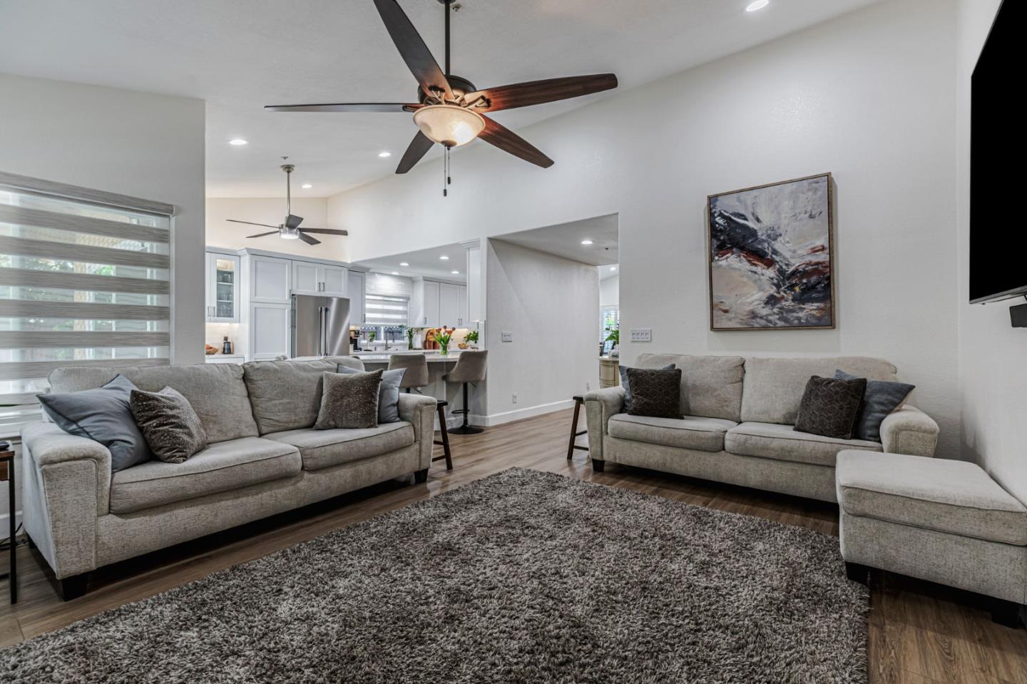 Detail Gallery Image 12 of 56 For 17402 Walnut Grove Dr, Morgan Hill,  CA 95037 - 4 Beds | 2/1 Baths
