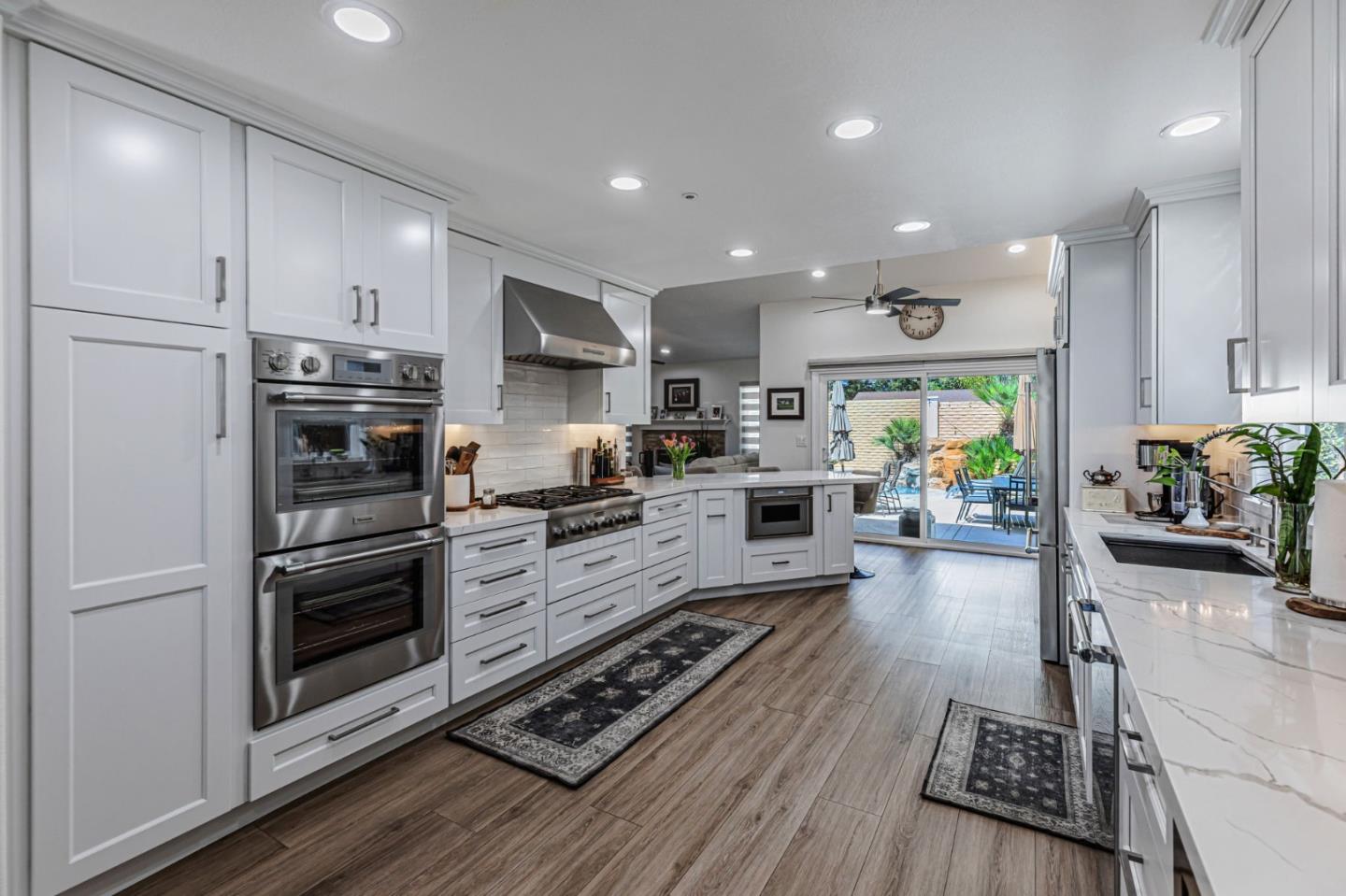 Detail Gallery Image 13 of 56 For 17402 Walnut Grove Dr, Morgan Hill,  CA 95037 - 4 Beds | 2/1 Baths