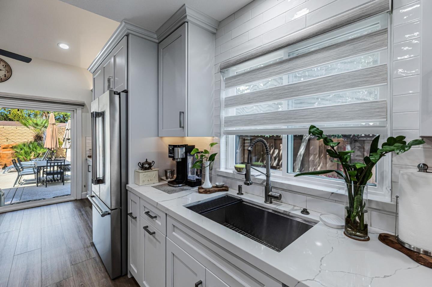 Detail Gallery Image 15 of 56 For 17402 Walnut Grove Dr, Morgan Hill,  CA 95037 - 4 Beds | 2/1 Baths