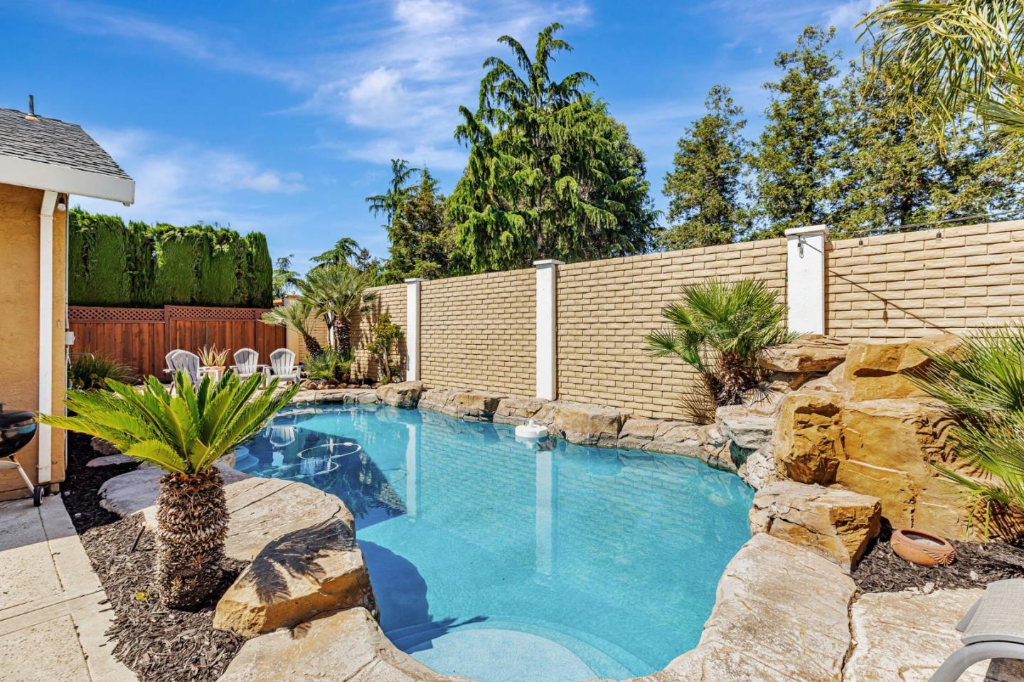 Detail Gallery Image 40 of 56 For 17402 Walnut Grove Dr, Morgan Hill,  CA 95037 - 4 Beds | 2/1 Baths