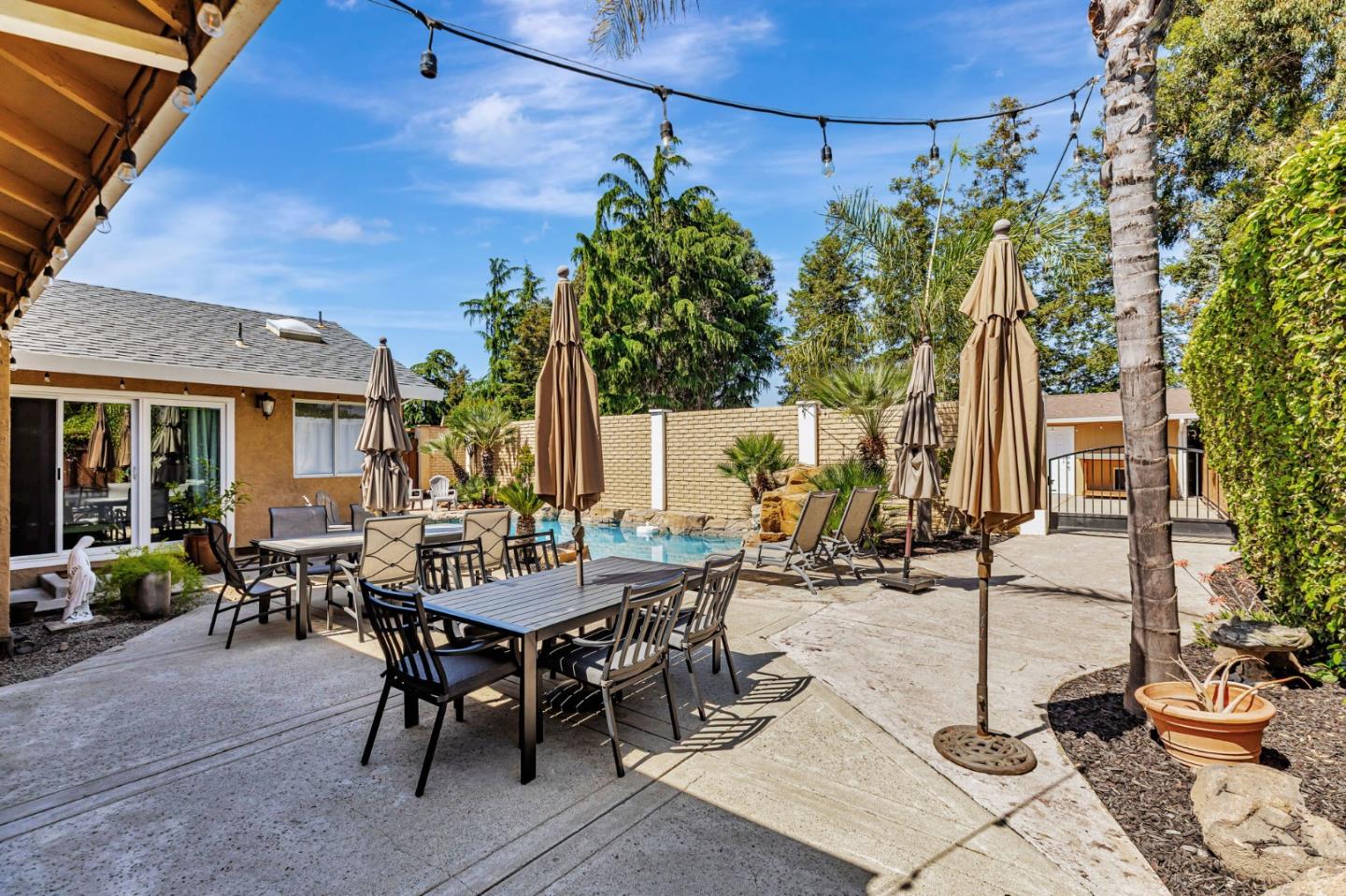 Detail Gallery Image 54 of 56 For 17402 Walnut Grove Dr, Morgan Hill,  CA 95037 - 4 Beds | 2/1 Baths