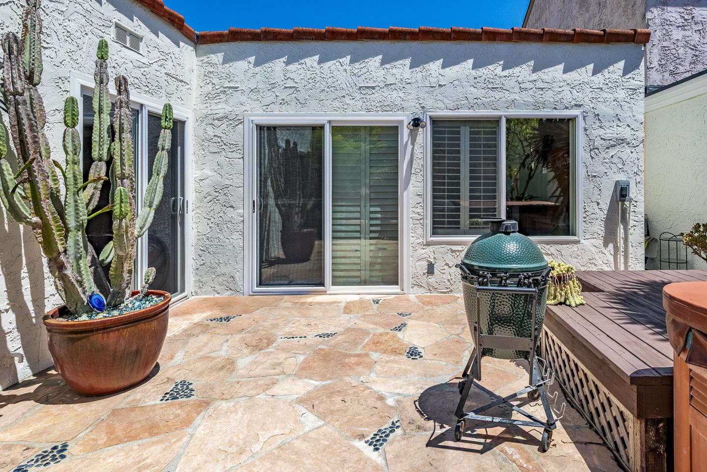 Detail Gallery Image 34 of 48 For 115 Crespi Ct, Santa Cruz,  CA 95060 - 2 Beds | 1/1 Baths