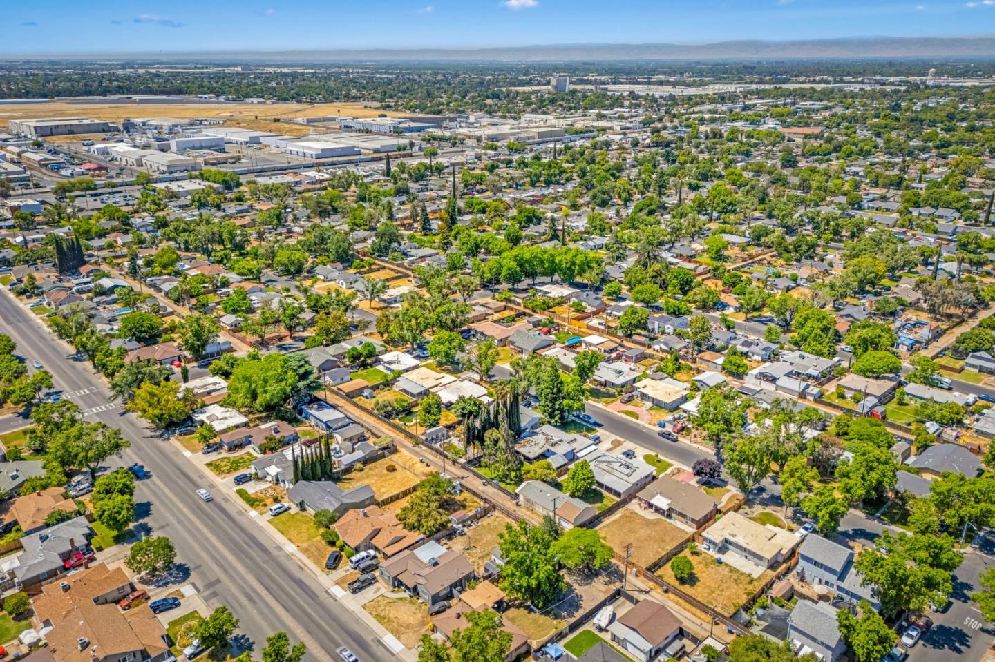 Detail Gallery Image 102 of 137 For 312 Oakshire Ave, Modesto,  CA 95354 - 3 Beds | 1 Baths