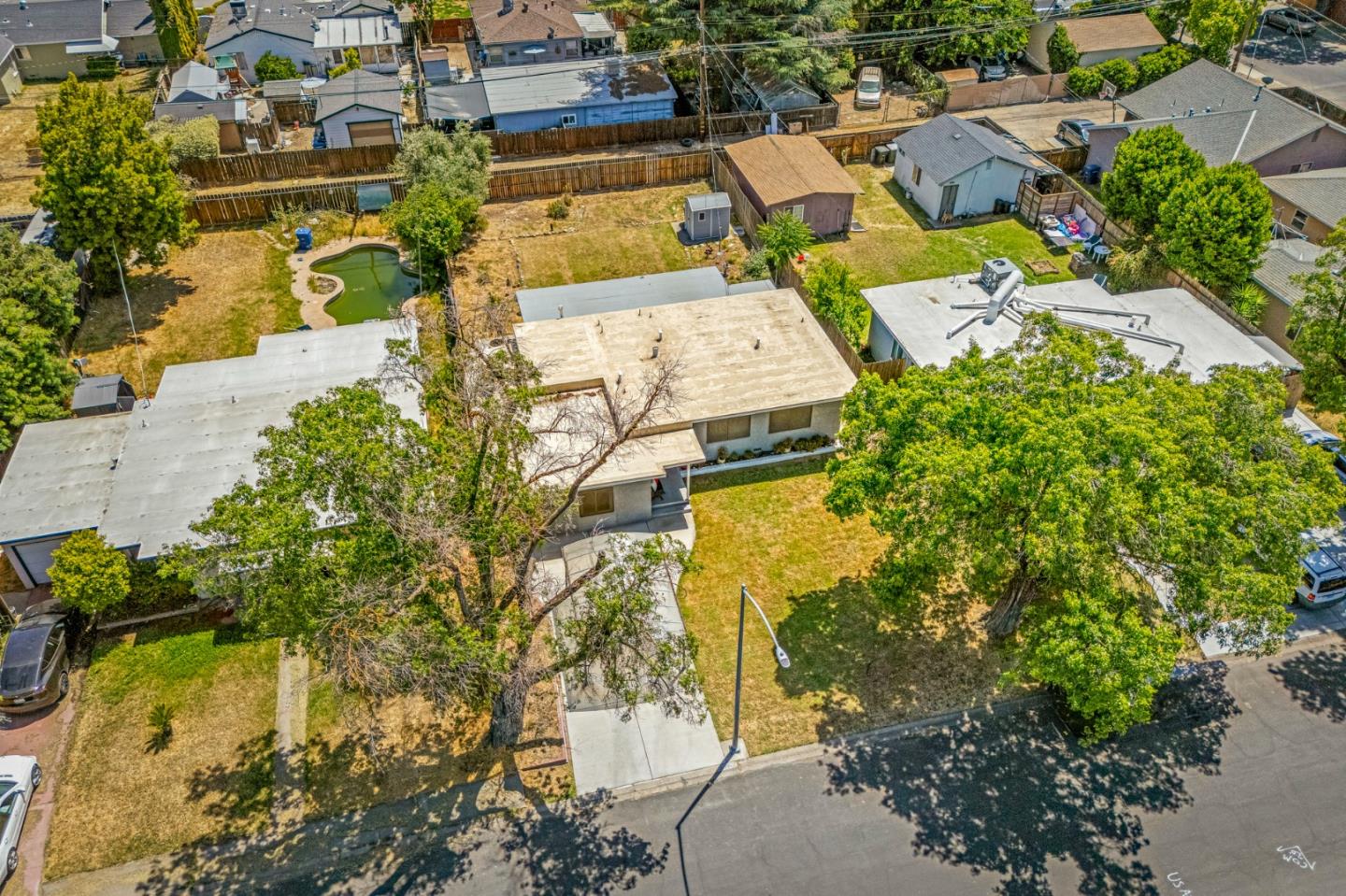 Detail Gallery Image 114 of 137 For 312 Oakshire Ave, Modesto,  CA 95354 - 3 Beds | 1 Baths