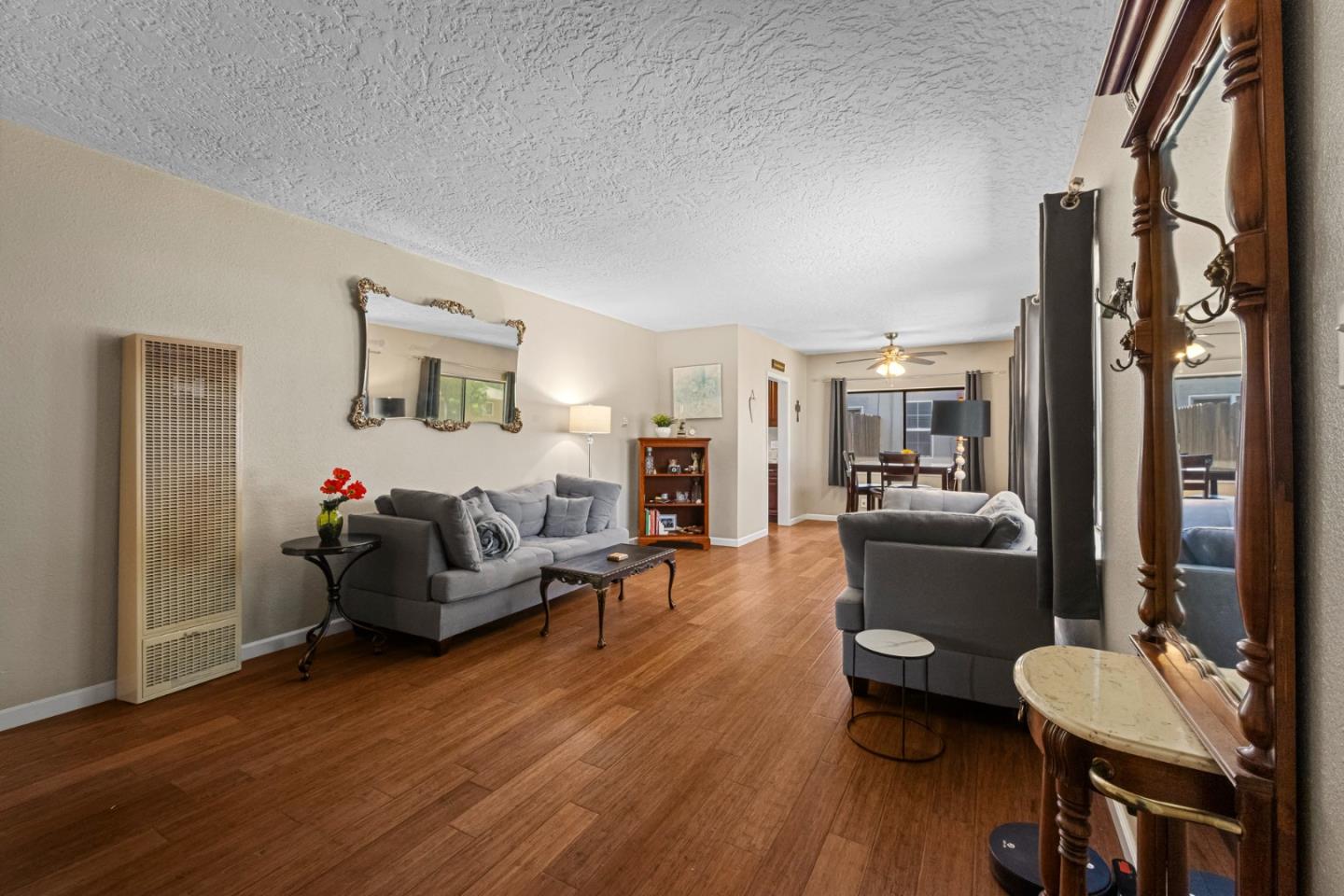 Detail Gallery Image 12 of 137 For 312 Oakshire Ave, Modesto,  CA 95354 - 3 Beds | 1 Baths