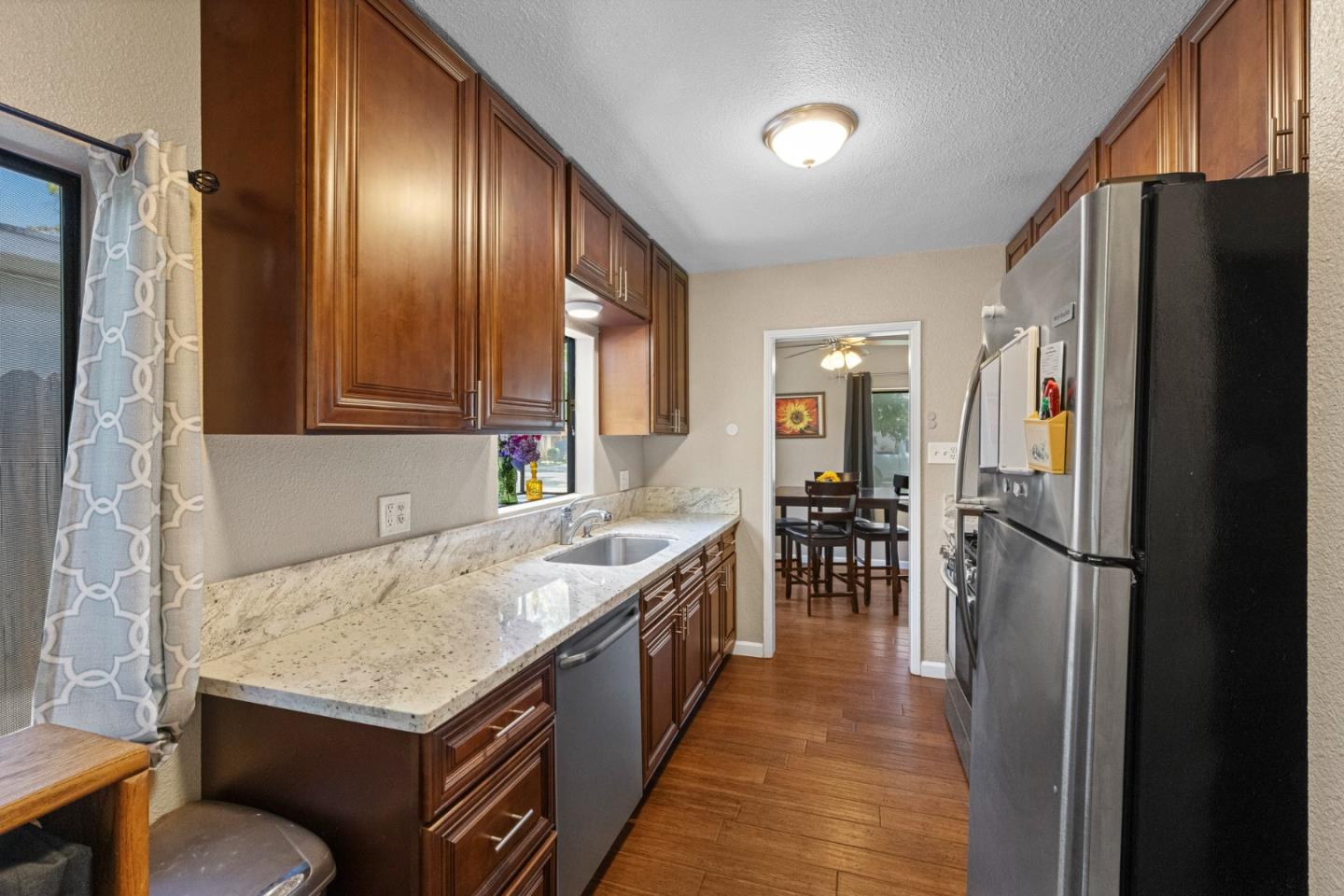 Detail Gallery Image 20 of 137 For 312 Oakshire Ave, Modesto,  CA 95354 - 3 Beds | 1 Baths