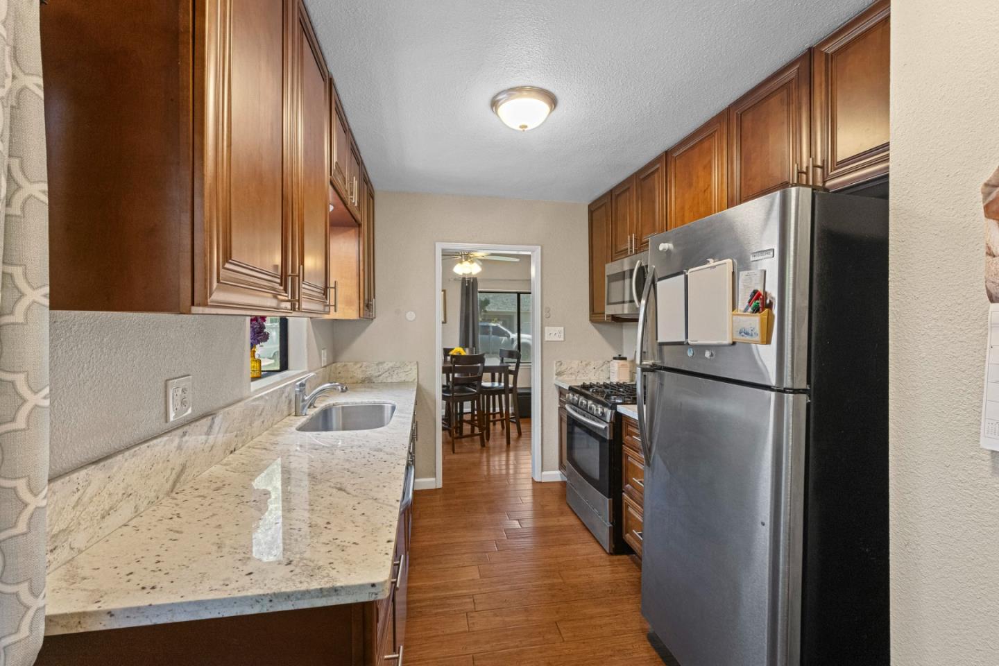 Detail Gallery Image 24 of 137 For 312 Oakshire Ave, Modesto,  CA 95354 - 3 Beds | 1 Baths