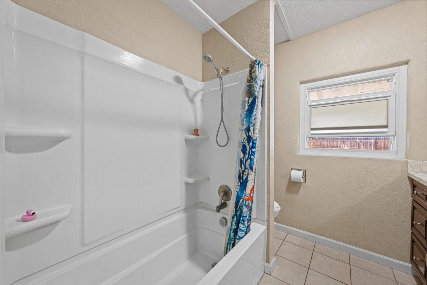 Detail Gallery Image 27 of 137 For 312 Oakshire Ave, Modesto,  CA 95354 - 3 Beds | 1 Baths
