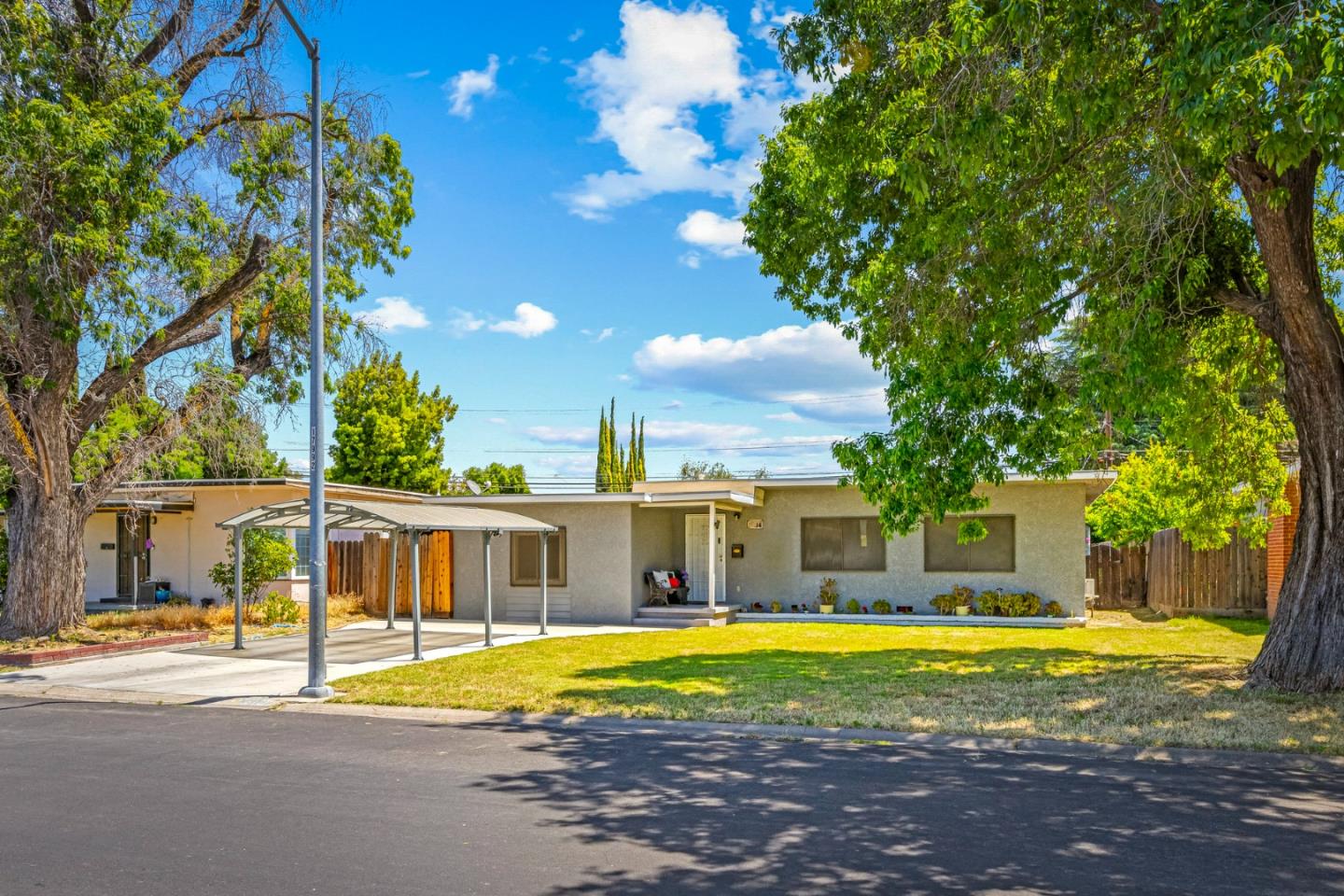 Detail Gallery Image 6 of 137 For 312 Oakshire Ave, Modesto,  CA 95354 - 3 Beds | 1 Baths