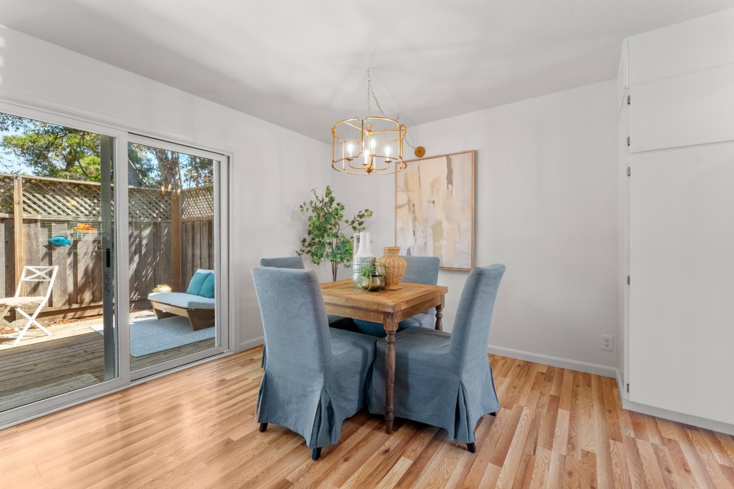Detail Gallery Image 11 of 35 For 1149 30th Ave, Santa Cruz,  CA 95062 - 2 Beds | 2 Baths