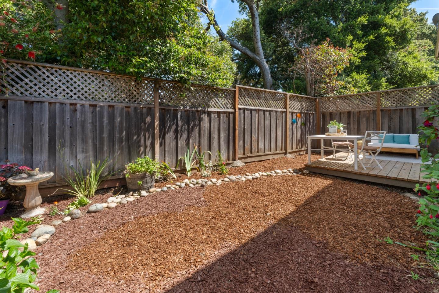 Detail Gallery Image 14 of 35 For 1149 30th Ave, Santa Cruz,  CA 95062 - 2 Beds | 2 Baths