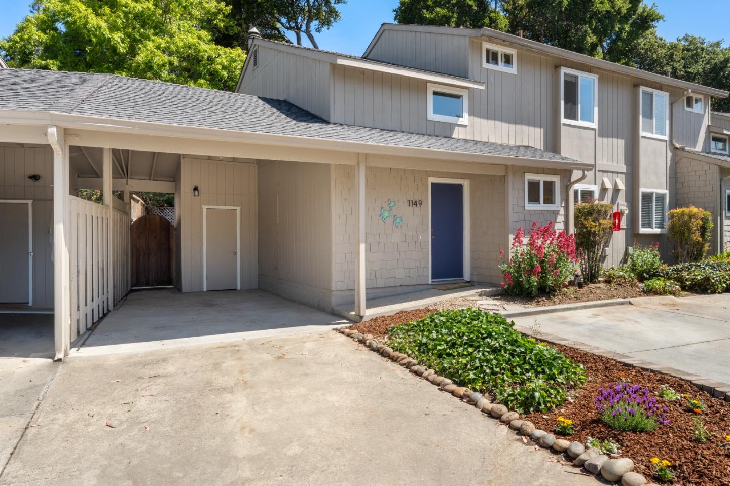 Detail Gallery Image 2 of 35 For 1149 30th Ave, Santa Cruz,  CA 95062 - 2 Beds | 2 Baths