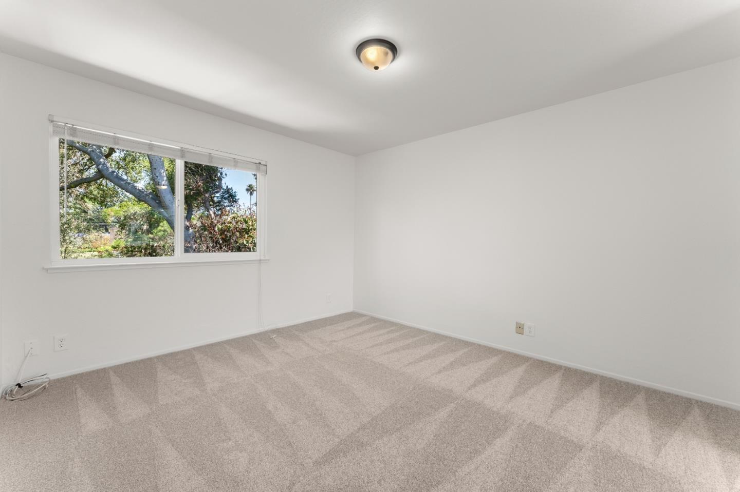 Detail Gallery Image 27 of 35 For 1149 30th Ave, Santa Cruz,  CA 95062 - 2 Beds | 2 Baths
