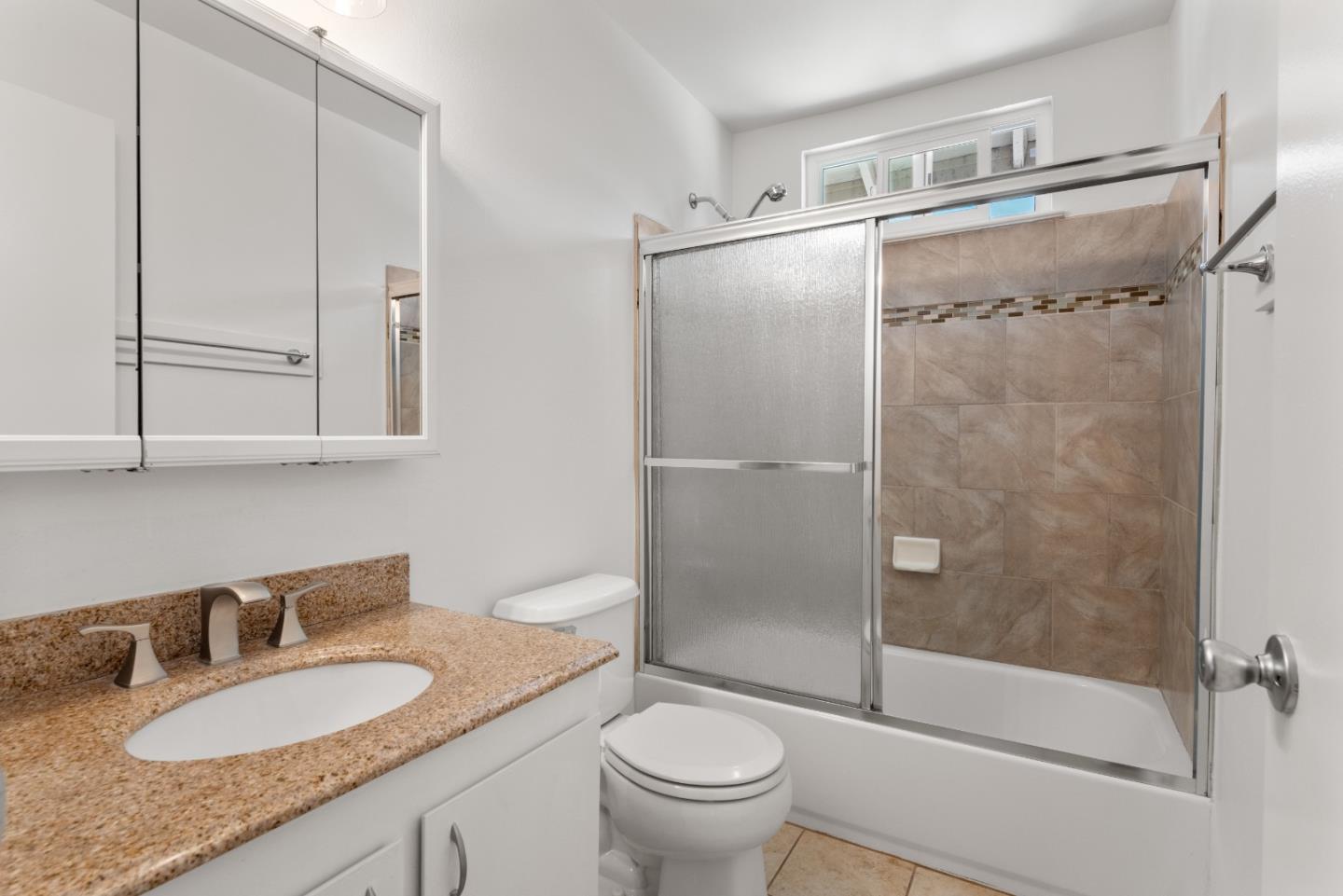 Detail Gallery Image 30 of 35 For 1149 30th Ave, Santa Cruz,  CA 95062 - 2 Beds | 2 Baths