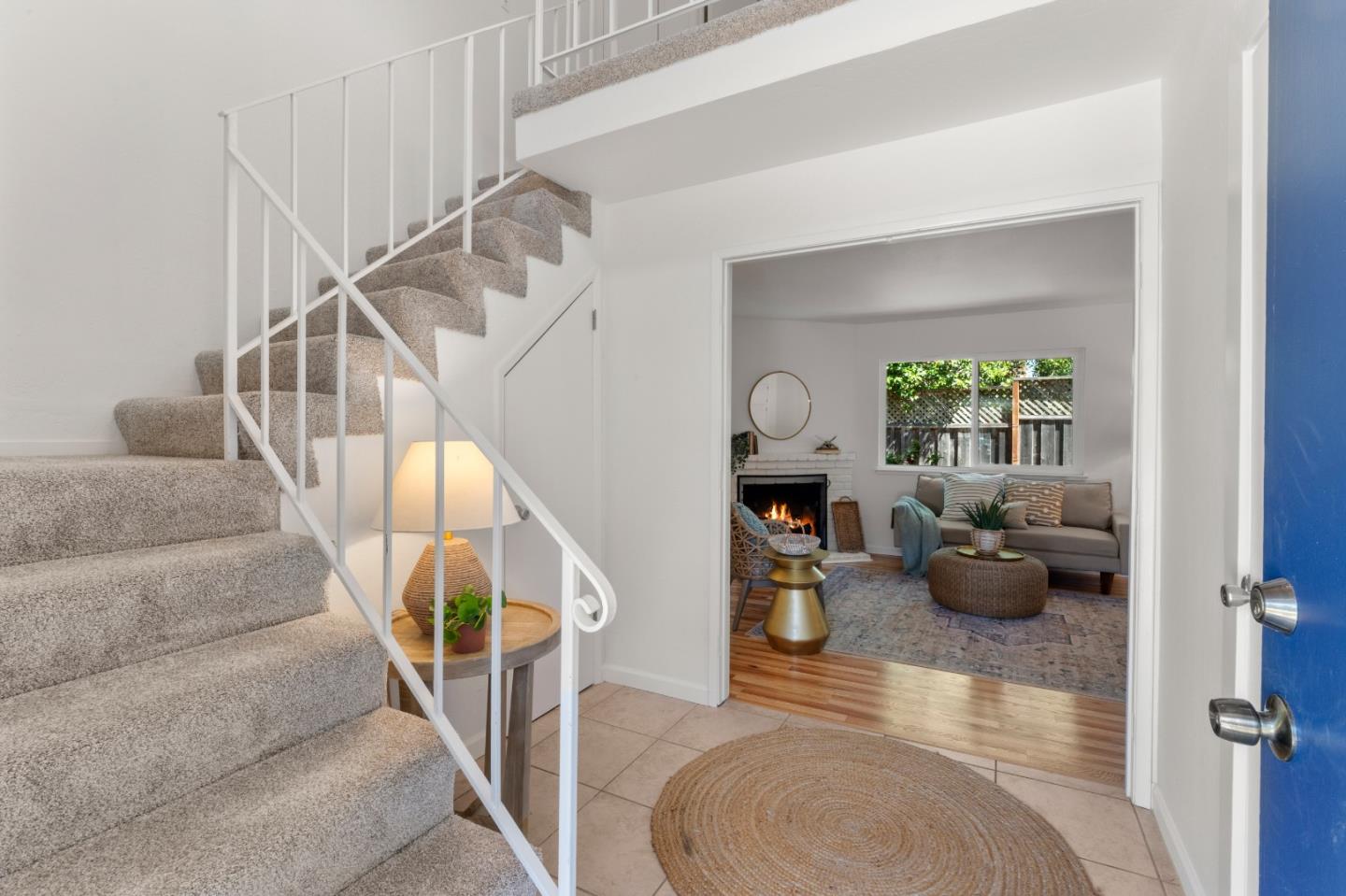 Detail Gallery Image 4 of 35 For 1149 30th Ave, Santa Cruz,  CA 95062 - 2 Beds | 2 Baths