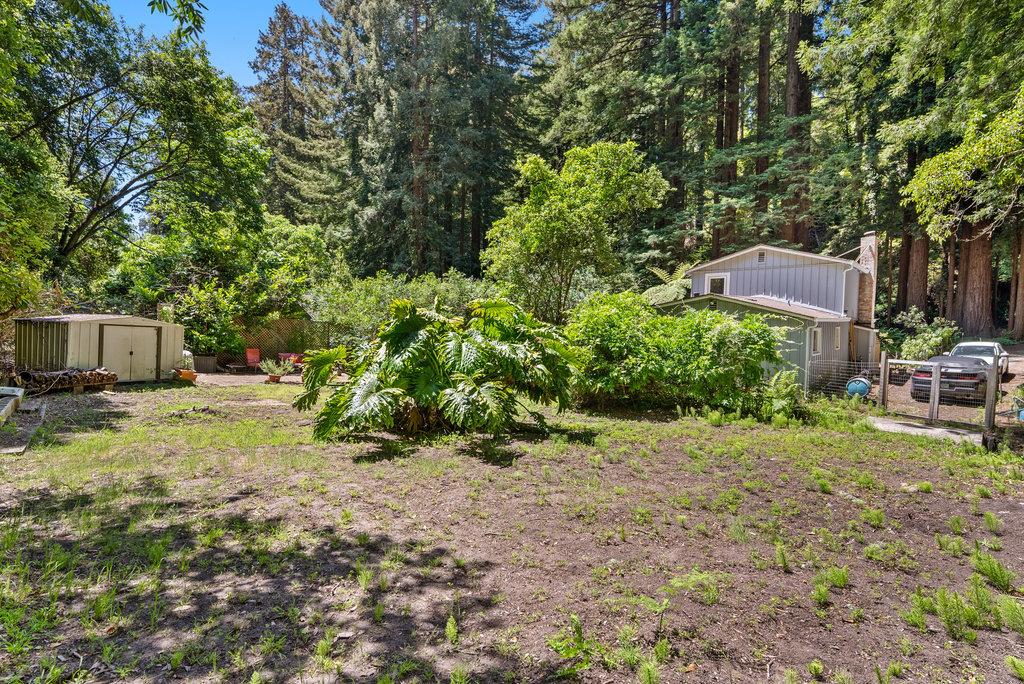 Detail Gallery Image 2 of 30 For 3920 Porter Gulch Rd, Aptos,  CA 95003 - 2 Beds | 1 Baths