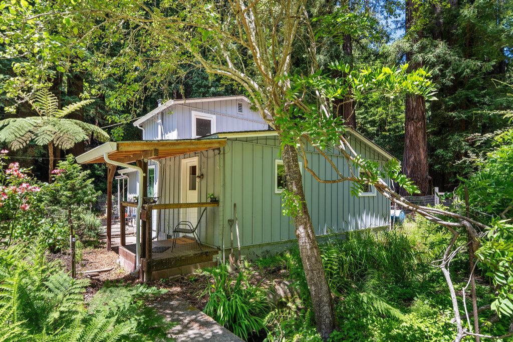 Detail Gallery Image 25 of 30 For 3920 Porter Gulch Rd, Aptos,  CA 95003 - 2 Beds | 1 Baths