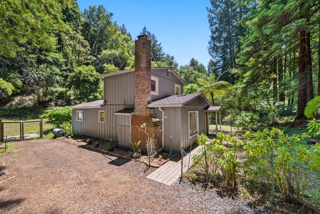 Detail Gallery Image 7 of 30 For 3920 Porter Gulch Rd, Aptos,  CA 95003 - 2 Beds | 1 Baths