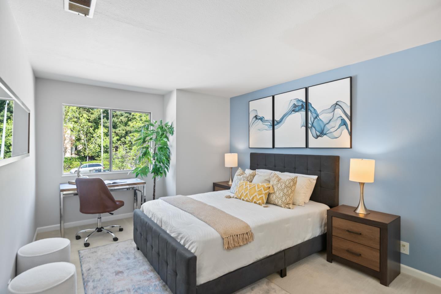 Detail Gallery Image 10 of 25 For 891 W California Ave #Y,  Sunnyvale,  CA 94086 - 2 Beds | 1/1 Baths