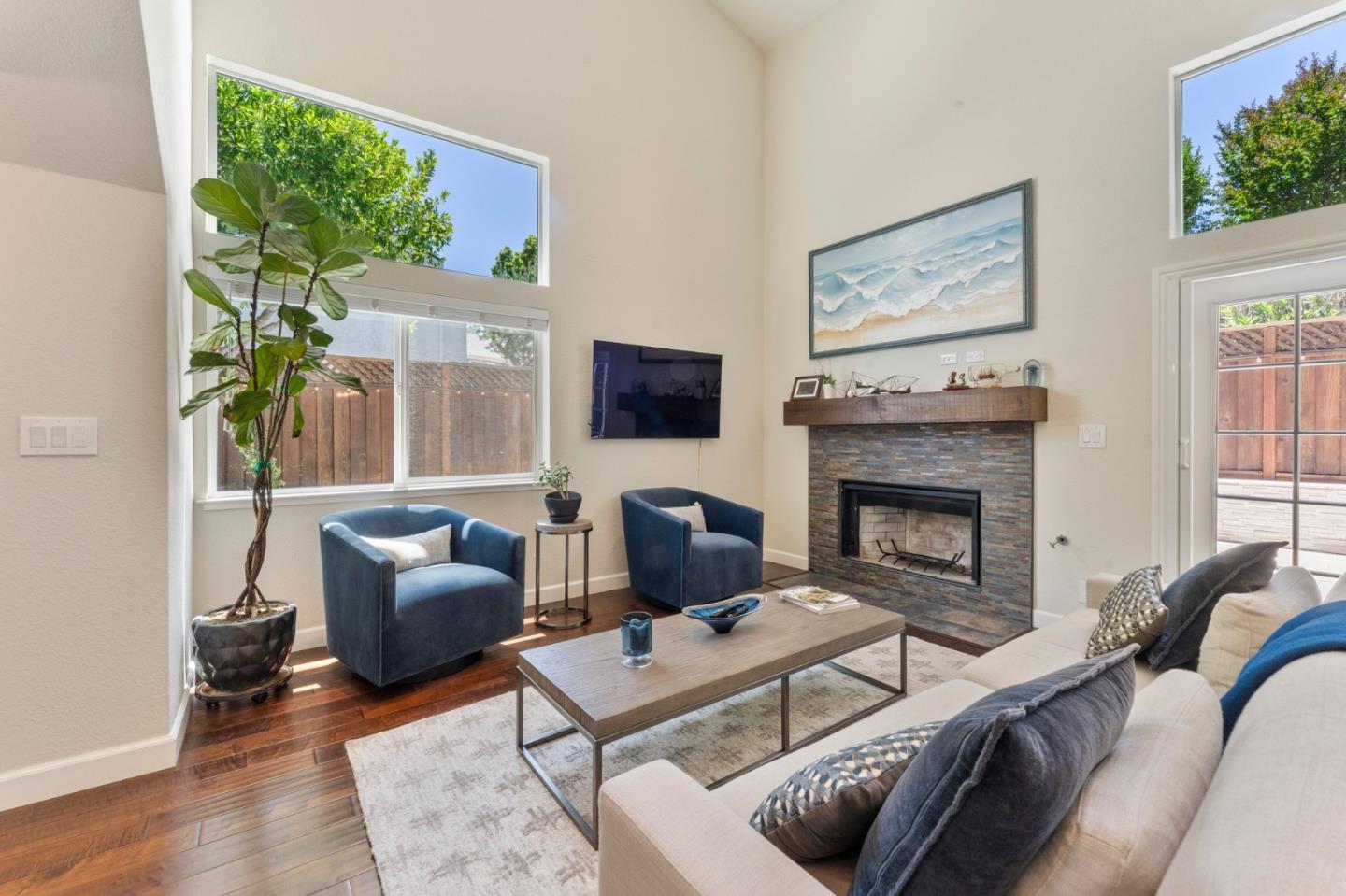Detail Gallery Image 4 of 45 For 960 Oak Park Dr, Morgan Hill,  CA 95037 - 3 Beds | 2/1 Baths