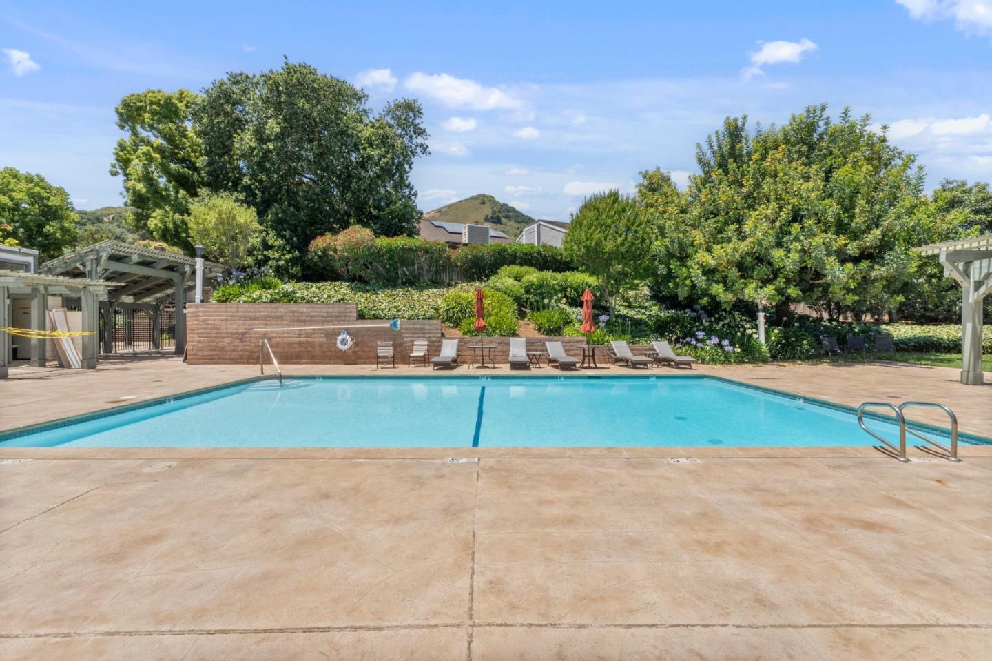 Detail Gallery Image 40 of 45 For 960 Oak Park Dr, Morgan Hill,  CA 95037 - 3 Beds | 2/1 Baths