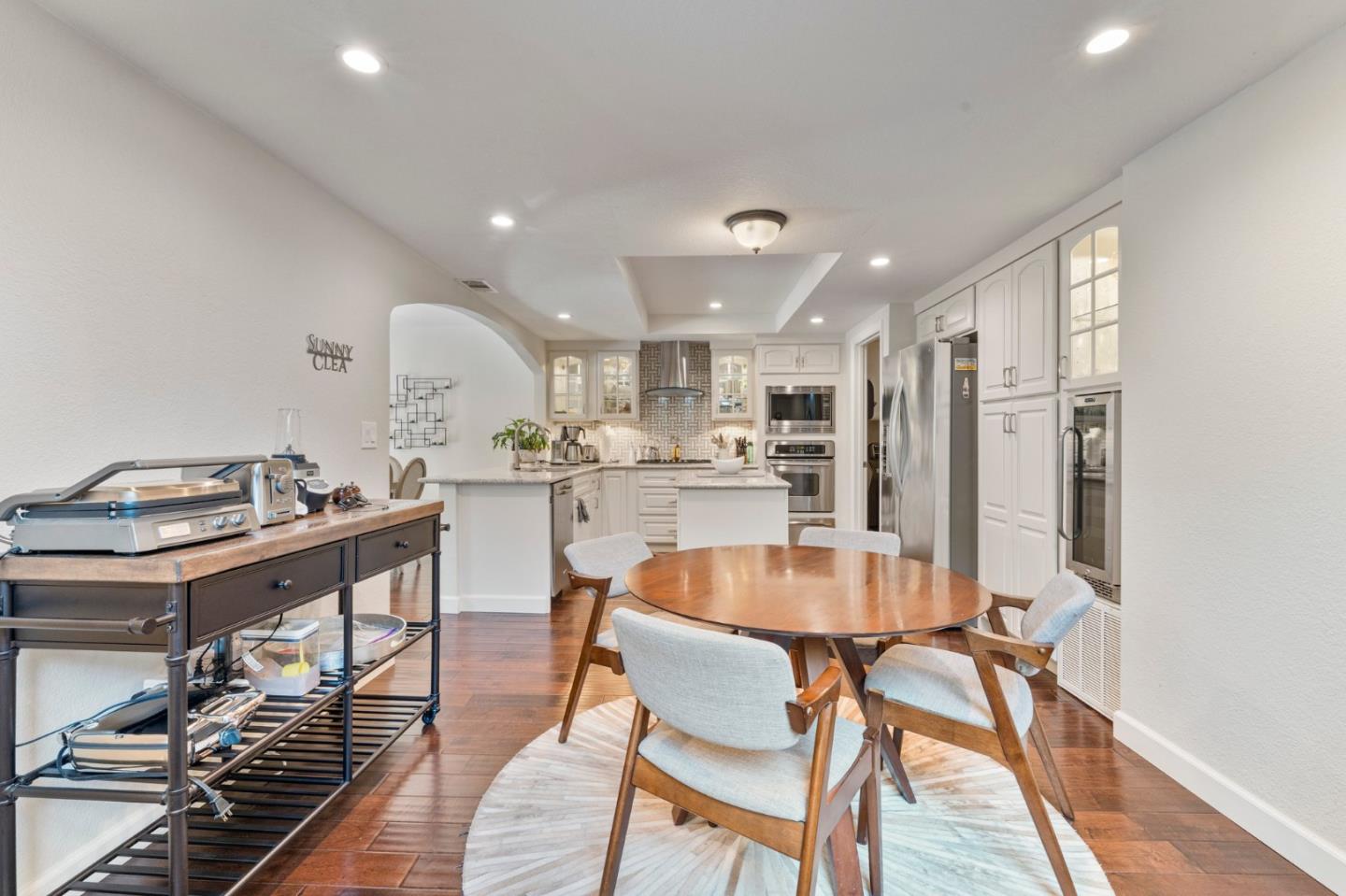 Detail Gallery Image 9 of 45 For 960 Oak Park Dr, Morgan Hill,  CA 95037 - 3 Beds | 2/1 Baths