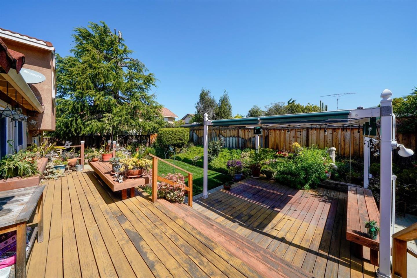 Detail Gallery Image 19 of 26 For 744 Salt Lake Dr, San Jose,  CA 95133 - 4 Beds | 2/1 Baths