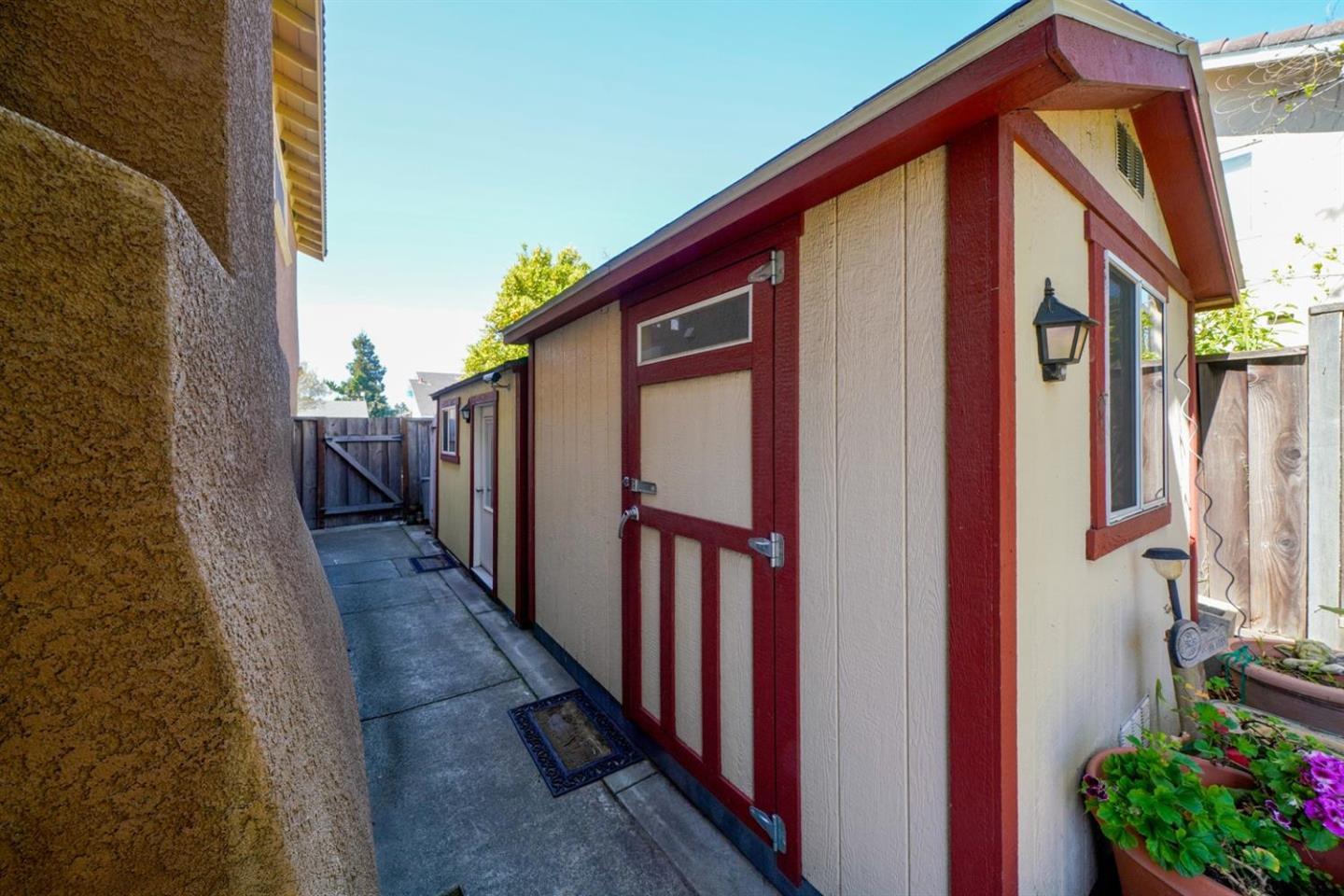 Detail Gallery Image 26 of 26 For 744 Salt Lake Dr, San Jose,  CA 95133 - 4 Beds | 2/1 Baths