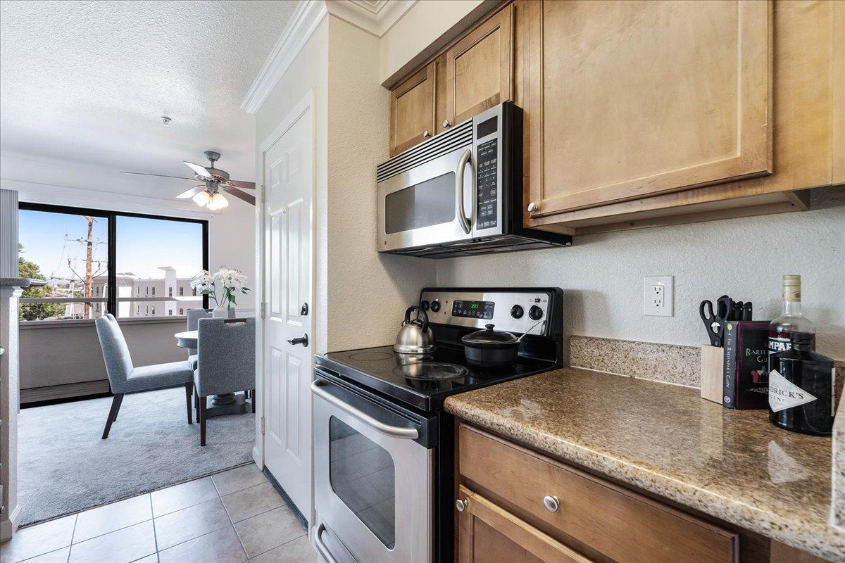 Detail Gallery Image 12 of 19 For 41 Grandview St #1604,  Santa Cruz,  CA 95060 - 2 Beds | 2 Baths
