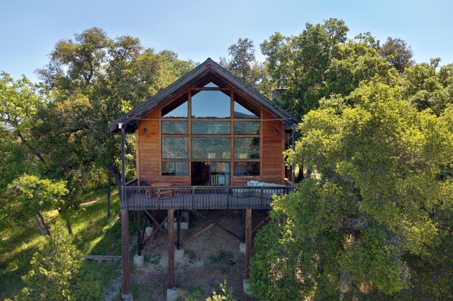 Detail Gallery Image 2 of 29 For 38225 Nason Rd, Carmel Valley,  CA 93924 - 2 Beds | 1 Baths