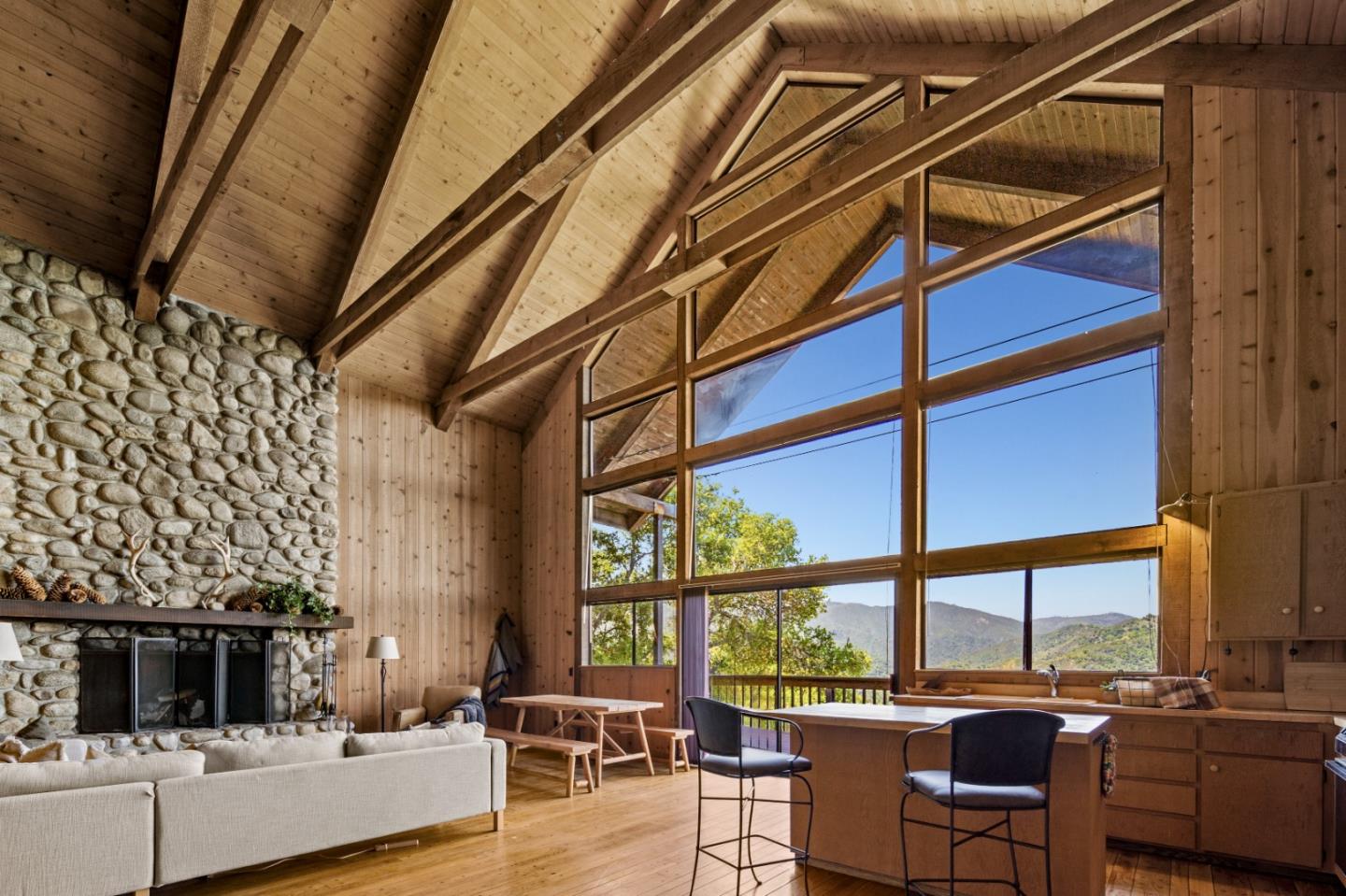 Detail Gallery Image 5 of 29 For 38225 Nason Rd, Carmel Valley,  CA 93924 - 2 Beds | 1 Baths
