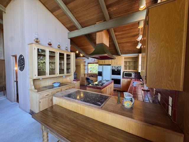 Detail Gallery Image 17 of 82 For 45 Ranch Rd, Woodside,  CA 94062 - 3 Beds | 3/1 Baths