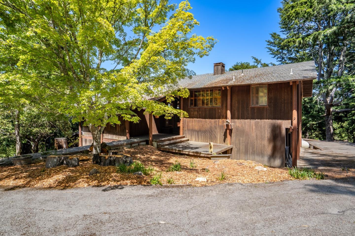 Detail Gallery Image 3 of 82 For 45 Ranch Rd, Woodside,  CA 94062 - 3 Beds | 3/1 Baths