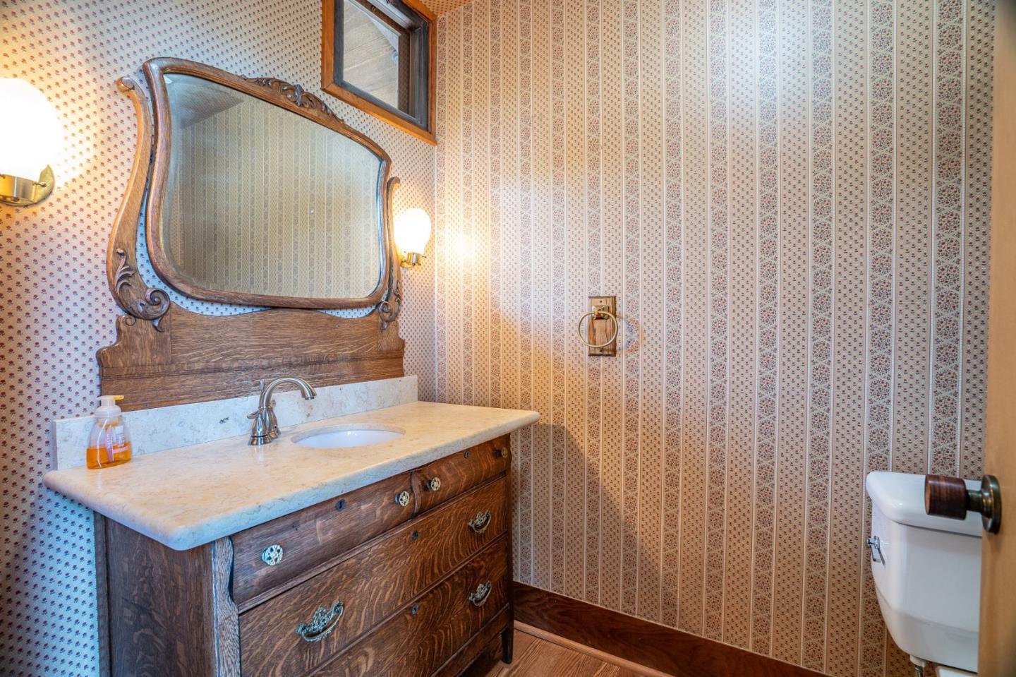 Detail Gallery Image 45 of 82 For 45 Ranch Rd, Woodside,  CA 94062 - 3 Beds | 3/1 Baths