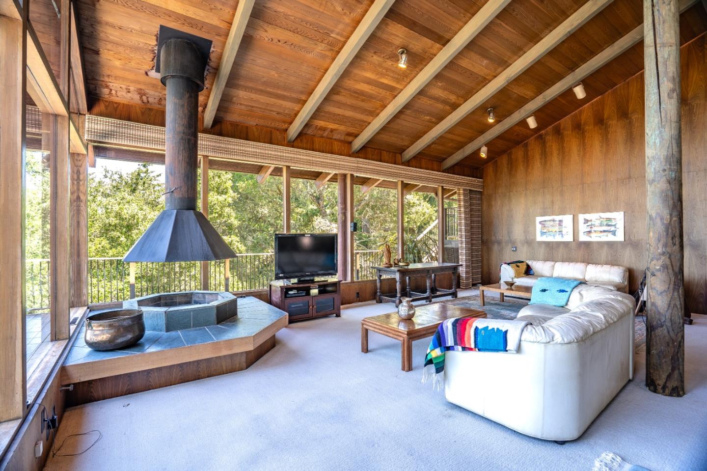 Detail Gallery Image 7 of 82 For 45 Ranch Rd, Woodside,  CA 94062 - 3 Beds | 3/1 Baths