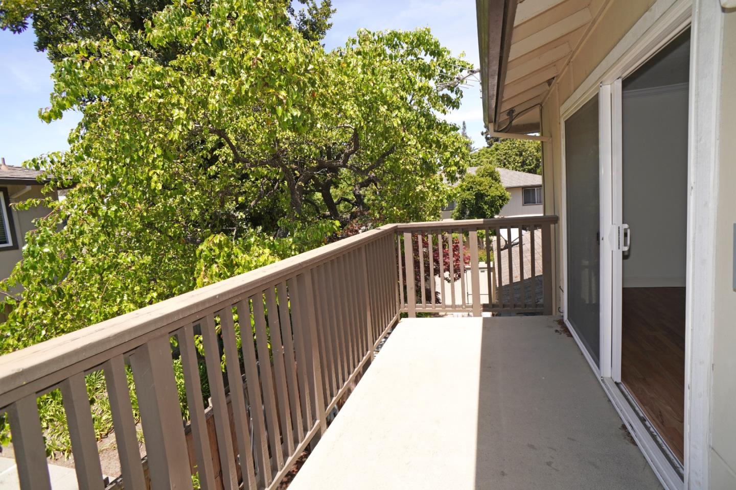 Detail Gallery Image 15 of 24 For 110 E Middlefield Rd #C,  Mountain View,  CA 94043 - 2 Beds | 1 Baths