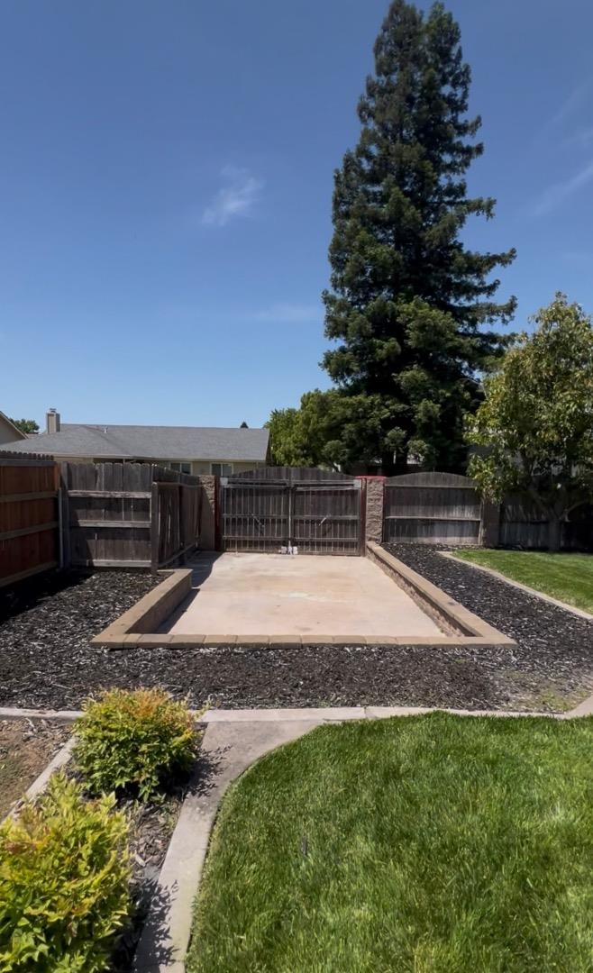 Detail Gallery Image 35 of 42 For 8613 Elk Way, Elk Grove,  CA 95624 - 3 Beds | 2 Baths