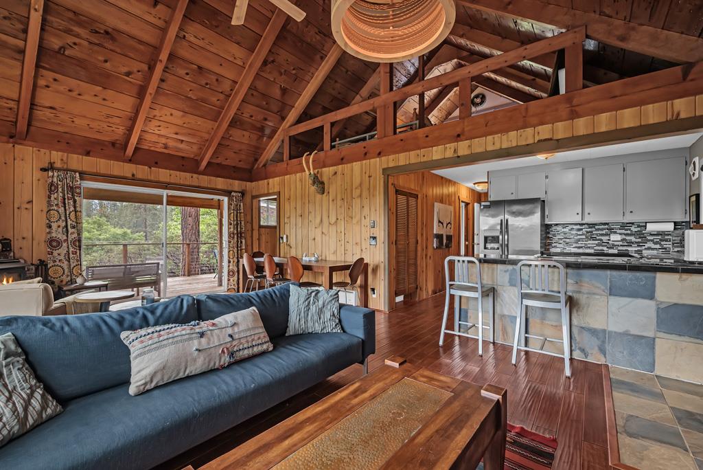 Detail Gallery Image 10 of 46 For 1753 Lightning Ln, Arnold,  CA 95223 - 3 Beds | 2 Baths