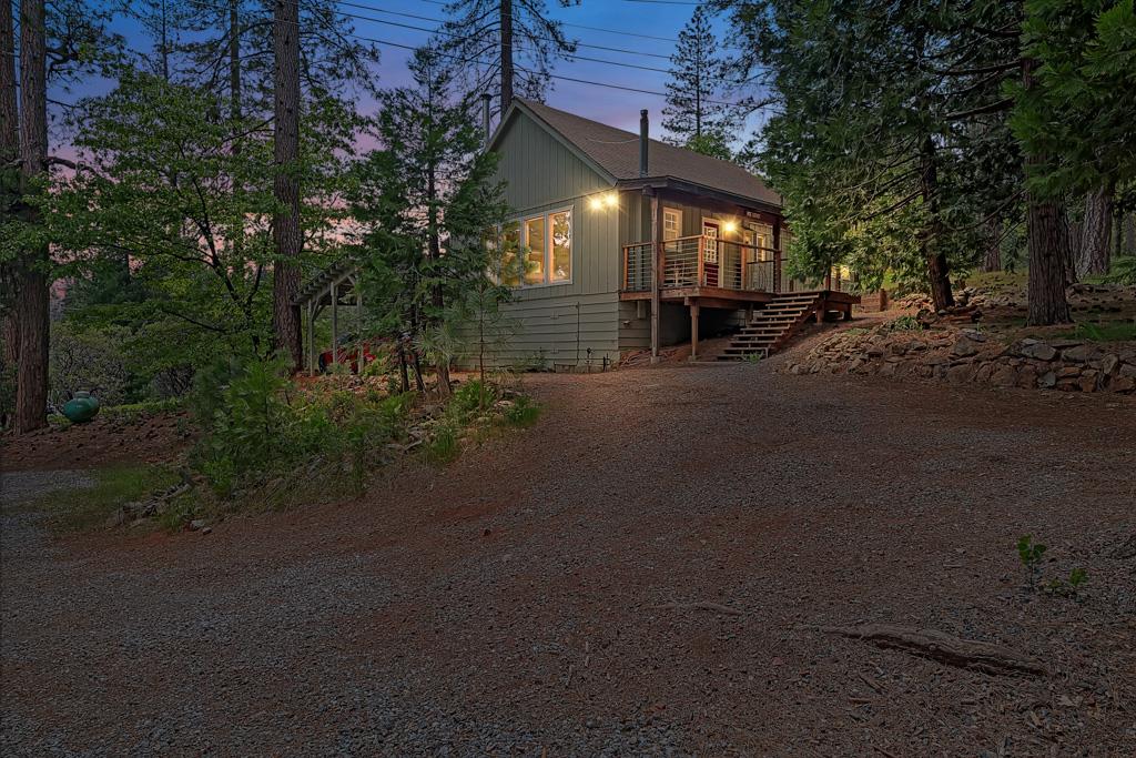 Detail Gallery Image 2 of 46 For 1753 Lightning Ln, Arnold,  CA 95223 - 3 Beds | 2 Baths