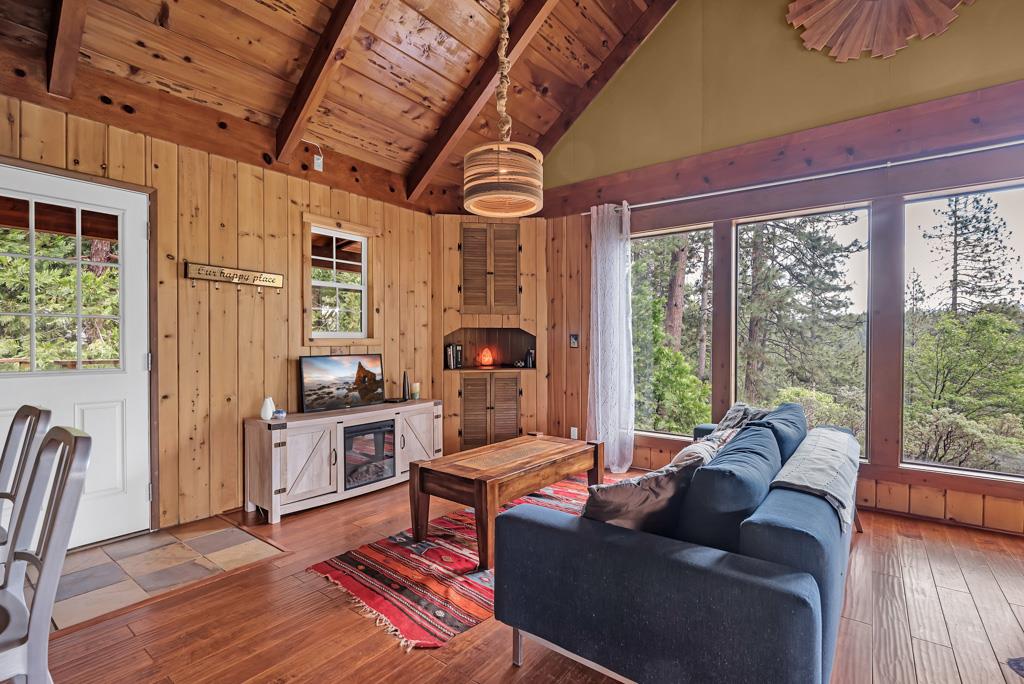 Detail Gallery Image 8 of 46 For 1753 Lightning Ln, Arnold,  CA 95223 - 3 Beds | 2 Baths