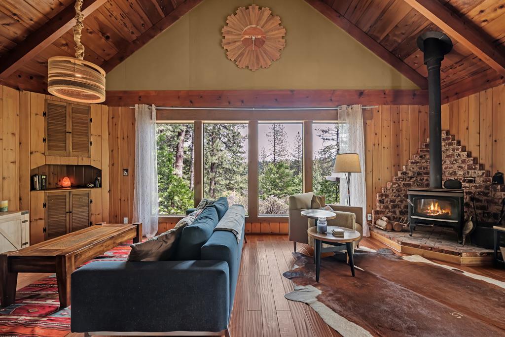Detail Gallery Image 9 of 46 For 1753 Lightning Ln, Arnold,  CA 95223 - 3 Beds | 2 Baths