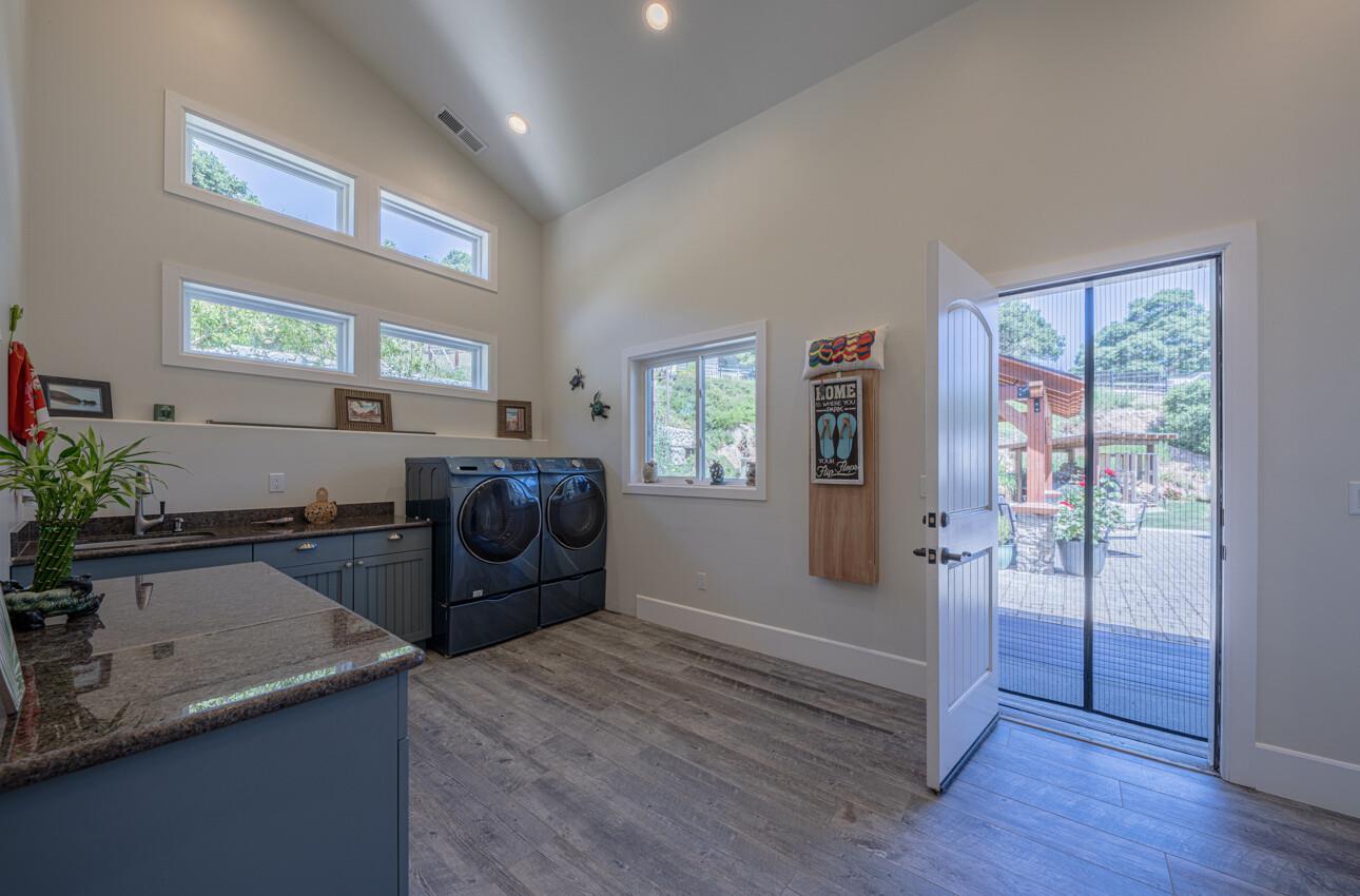Detail Gallery Image 36 of 82 For 9247 Holly Hill Dr, Salinas,  CA 93907 - 3 Beds | 3 Baths