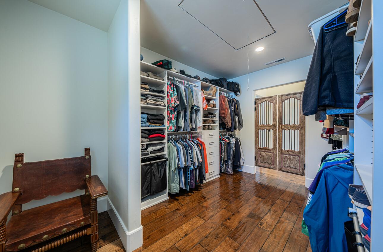 Detail Gallery Image 48 of 82 For 9247 Holly Hill Dr, Salinas,  CA 93907 - 3 Beds | 3 Baths
