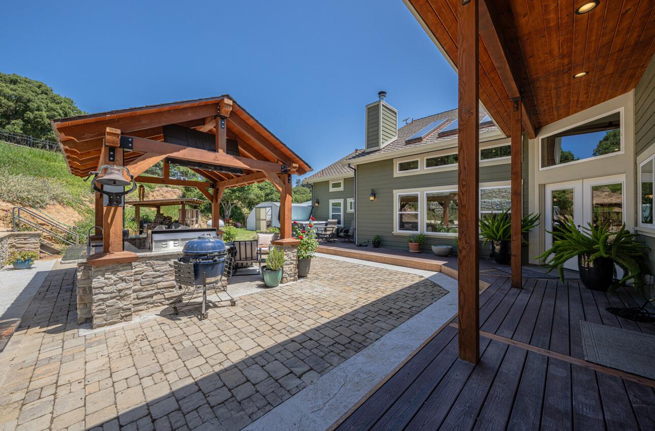 Detail Gallery Image 62 of 82 For 9247 Holly Hill Dr, Salinas,  CA 93907 - 3 Beds | 3 Baths
