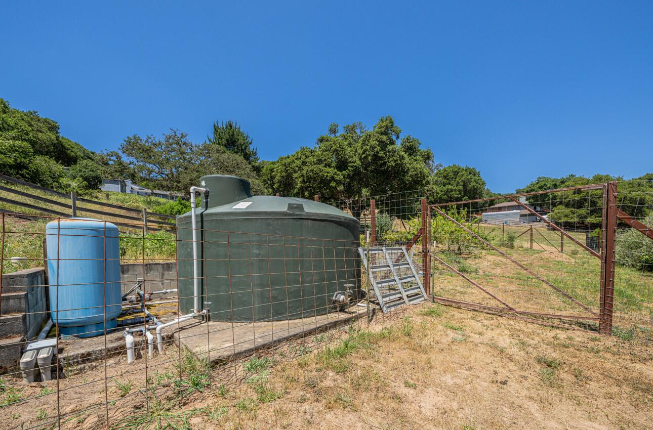 Detail Gallery Image 80 of 82 For 9247 Holly Hill Dr, Salinas,  CA 93907 - 3 Beds | 3 Baths
