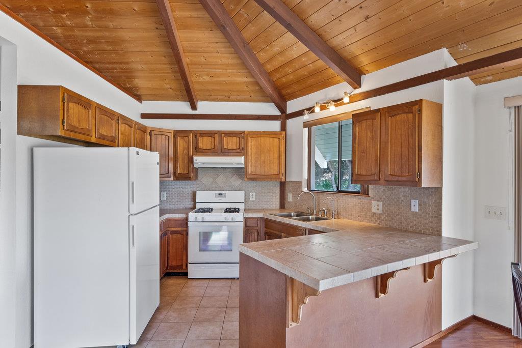 Detail Gallery Image 28 of 63 For 2077 San Juan Rd, Aromas,  CA 95004 - 5 Beds | 3/1 Baths