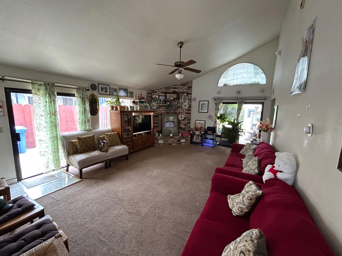 Detail Gallery Image 4 of 37 For 31 10th St, Greenfield,  CA 93927 - – Beds | – Baths
