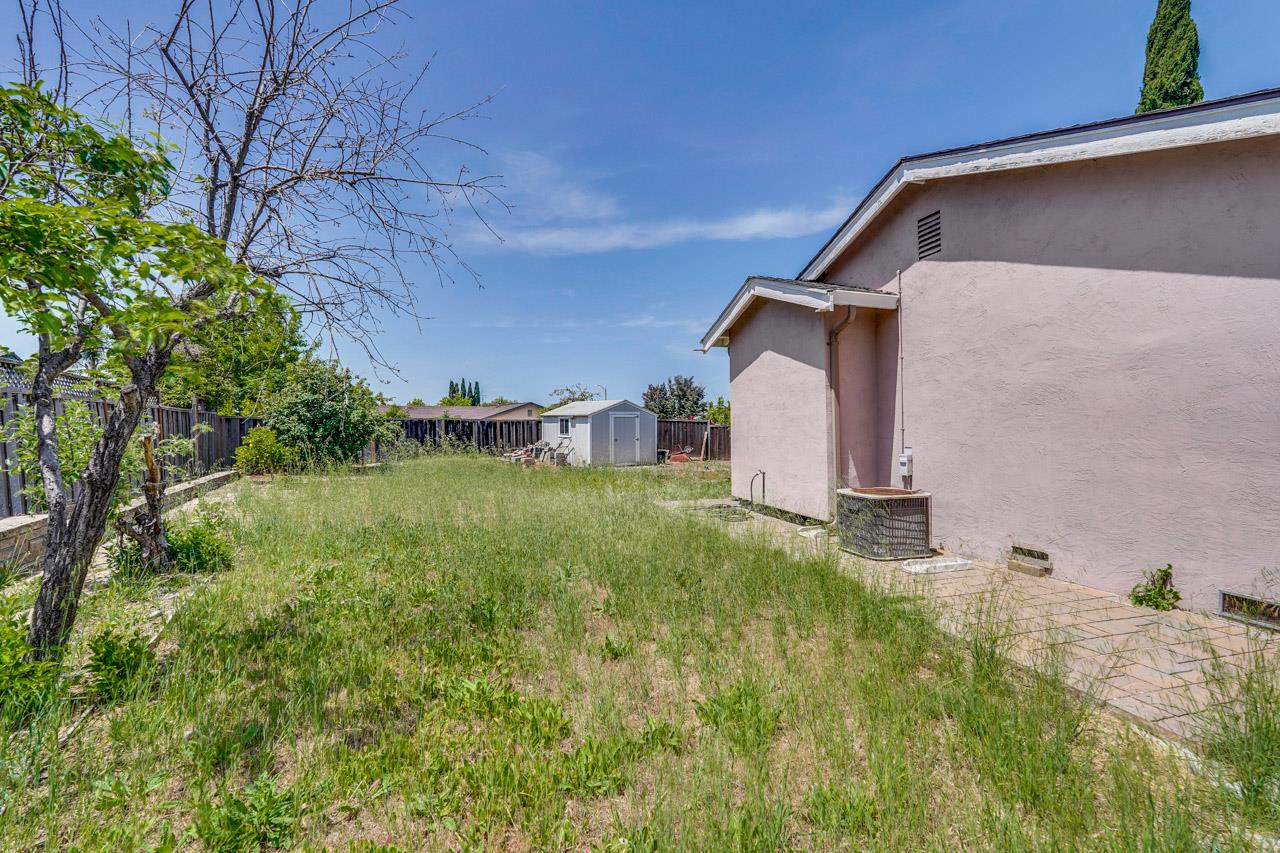 Detail Gallery Image 25 of 26 For 3432 Parliament Ct, San Jose,  CA 95132 - 3 Beds | 2 Baths